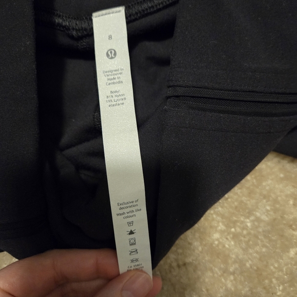 Lululemon nulu mesh panels high rise crop - Picture 6 of 7